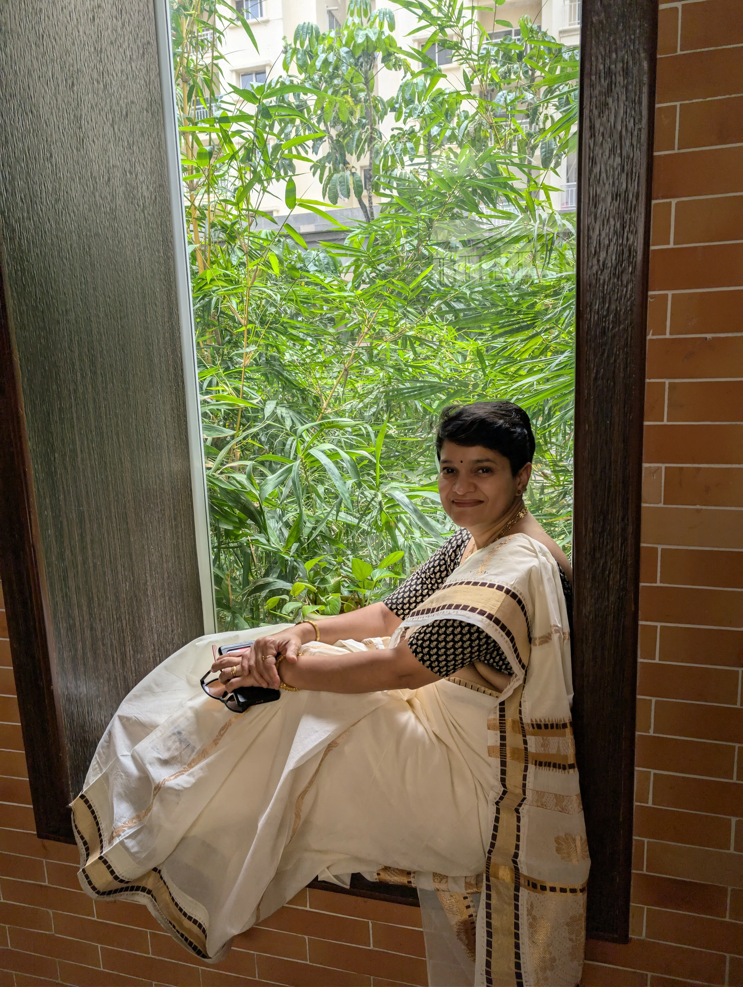 Image PXL_20250921_070456373.RAW-01.COVER